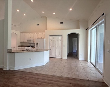 14832 Heronglen Drive - Photo Thumbnail 10