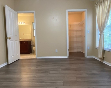 10542 San Travaso Drive - Photo Thumbnail 30