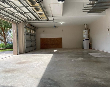 10542 San Travaso Drive - Photo Thumbnail 4