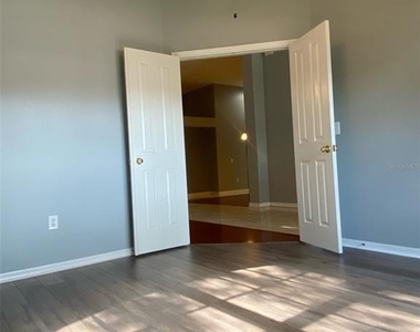 10542 San Travaso Drive - Photo Thumbnail 25