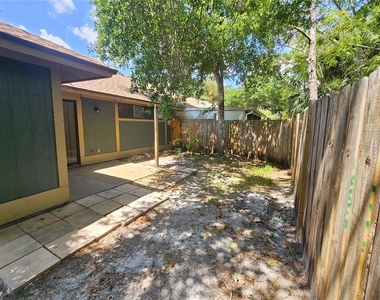 1003 Willow Pond Drive - Photo Thumbnail 23