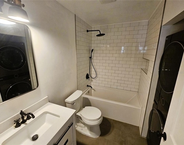 1003 Willow Pond Drive - Photo Thumbnail 13