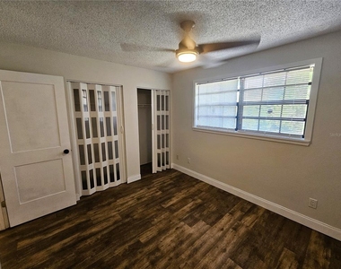 1003 Willow Pond Drive - Photo Thumbnail 12