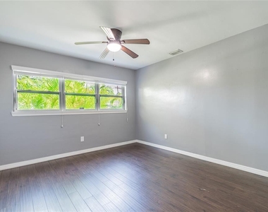 303 Wildwood Way - Photo Thumbnail 29