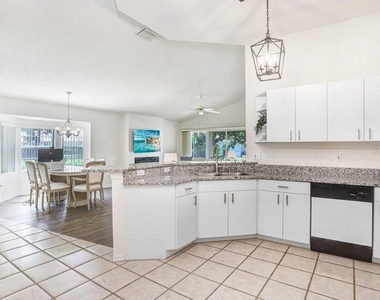 2418 New Haven Circle - Photo Thumbnail 10