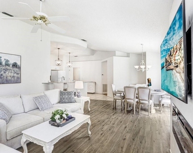 2418 New Haven Circle - Photo Thumbnail 6