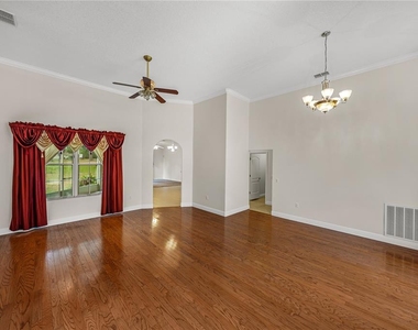 12806 Judy Street - Photo Thumbnail 9
