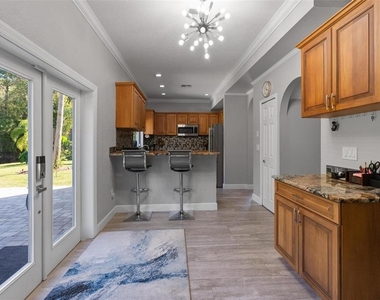 13228 Royal George Avenue - Photo Thumbnail 35