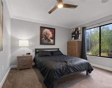13228 Royal George Avenue - Photo Thumbnail 18