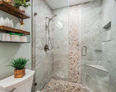 2735 Sherbrooke Lane - Photo Thumbnail 26