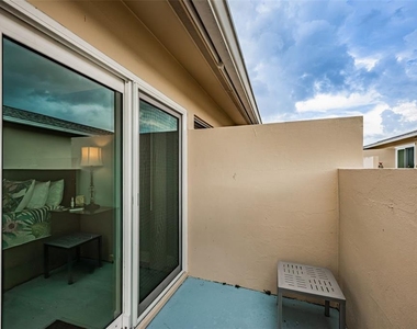 2735 Sherbrooke Lane - Photo Thumbnail 28
