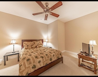 1042 Bellasol Way - Photo Thumbnail 4
