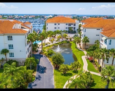 1042 Bellasol Way - Photo Thumbnail 35