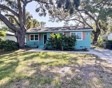 1431 Paloma Lane - Photo Thumbnail 2