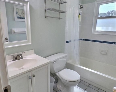 1431 Paloma Lane - Photo Thumbnail 16