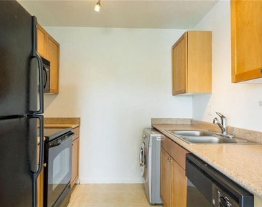 4714 Cobia Drive Se - Photo Thumbnail 5