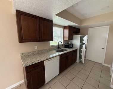 133 Alderwood Drive - Photo Thumbnail 11