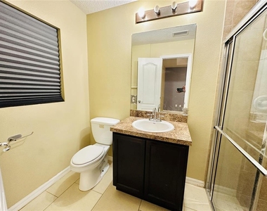 1013 King Street - Photo Thumbnail 14