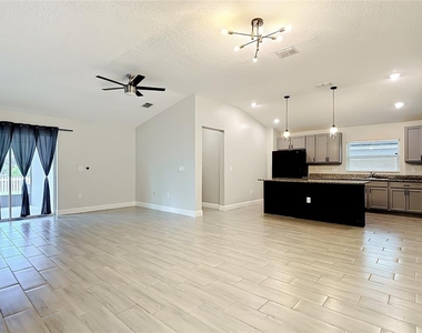 3040 Lakes Crest Avenue - Photo Thumbnail 35