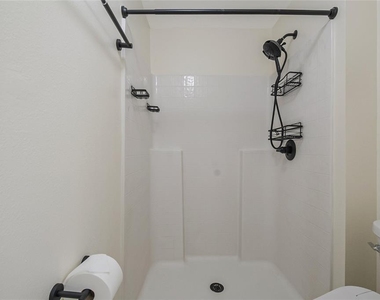 3216 Park Branch Avenue - Photo Thumbnail 37