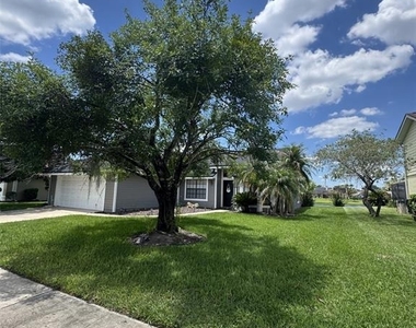 14760 Eagles Crossing Drive - Photo Thumbnail 2