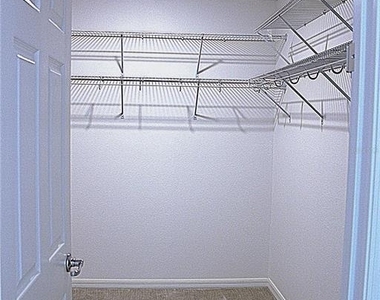 2104 Stillwood Way - Photo Thumbnail 23