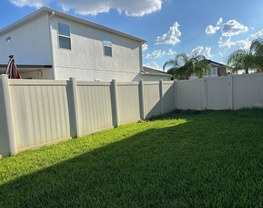2104 Stillwood Way - Photo Thumbnail 28