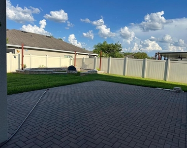 2104 Stillwood Way - Photo Thumbnail 27