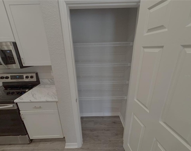 11235 Sw 54 Circle - Photo Thumbnail 11
