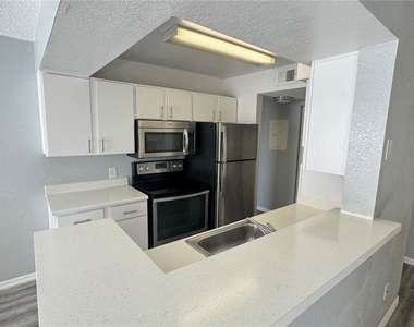 1037 S Hiawassee Road - Photo Thumbnail 6
