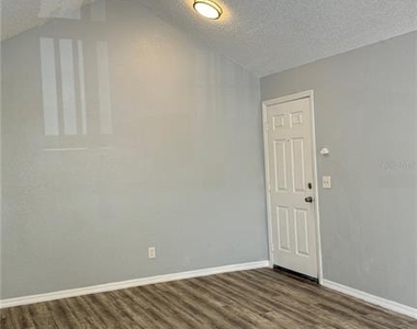 1037 S Hiawassee Road - Photo Thumbnail 17