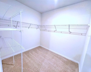 1461 Brekey Way - Photo Thumbnail 21