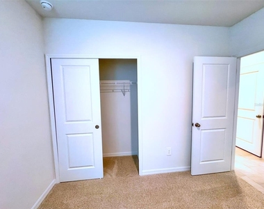1461 Brekey Way - Photo Thumbnail 12