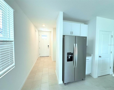 1461 Brekey Way - Photo Thumbnail 4