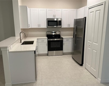 10300 Honey Hammock Way - Photo Thumbnail 1