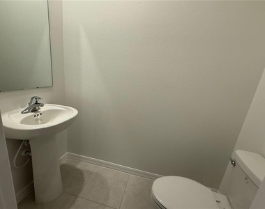 10300 Honey Hammock Way - Photo Thumbnail 4