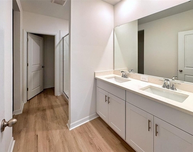 1778 Brekey Way - Photo Thumbnail 11