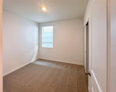 1778 Brekey Way - Photo Thumbnail 19