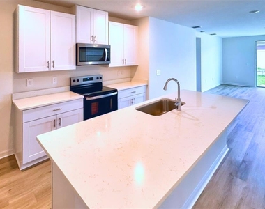 1778 Brekey Way - Photo Thumbnail 9