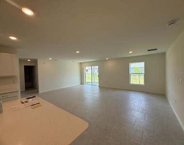 293 Lafleur Street Sw - Photo Thumbnail 13