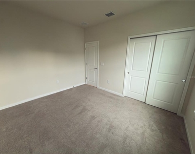 6383 Trailblaze Bend - Photo Thumbnail 5