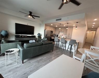 1703 N Tamiami Trail - Photo Thumbnail 7