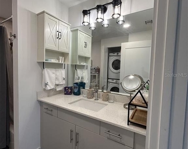 1703 N Tamiami Trail - Photo Thumbnail 10