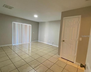 502 Blackbird Lane - Photo Thumbnail 11