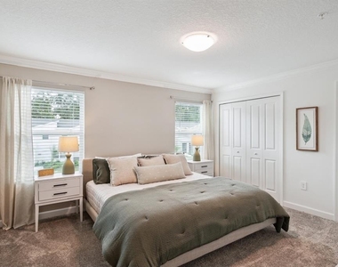 2440 Reading Trail - Photo Thumbnail 17