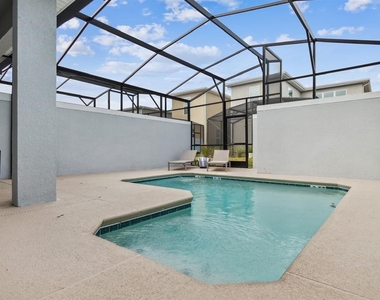 2440 Reading Trail - Photo Thumbnail 15