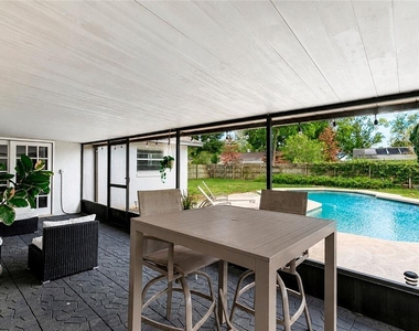 8644 Sandberry Boulevard - Photo Thumbnail 18