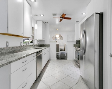 8644 Sandberry Boulevard - Photo Thumbnail 8