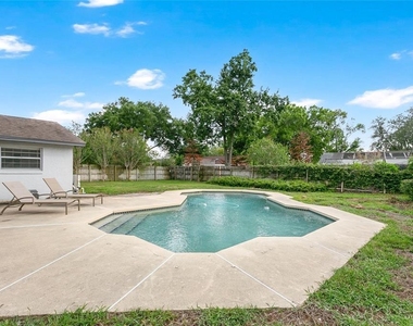 8644 Sandberry Boulevard - Photo Thumbnail 19
