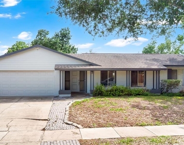 8644 Sandberry Boulevard - Photo Thumbnail 21